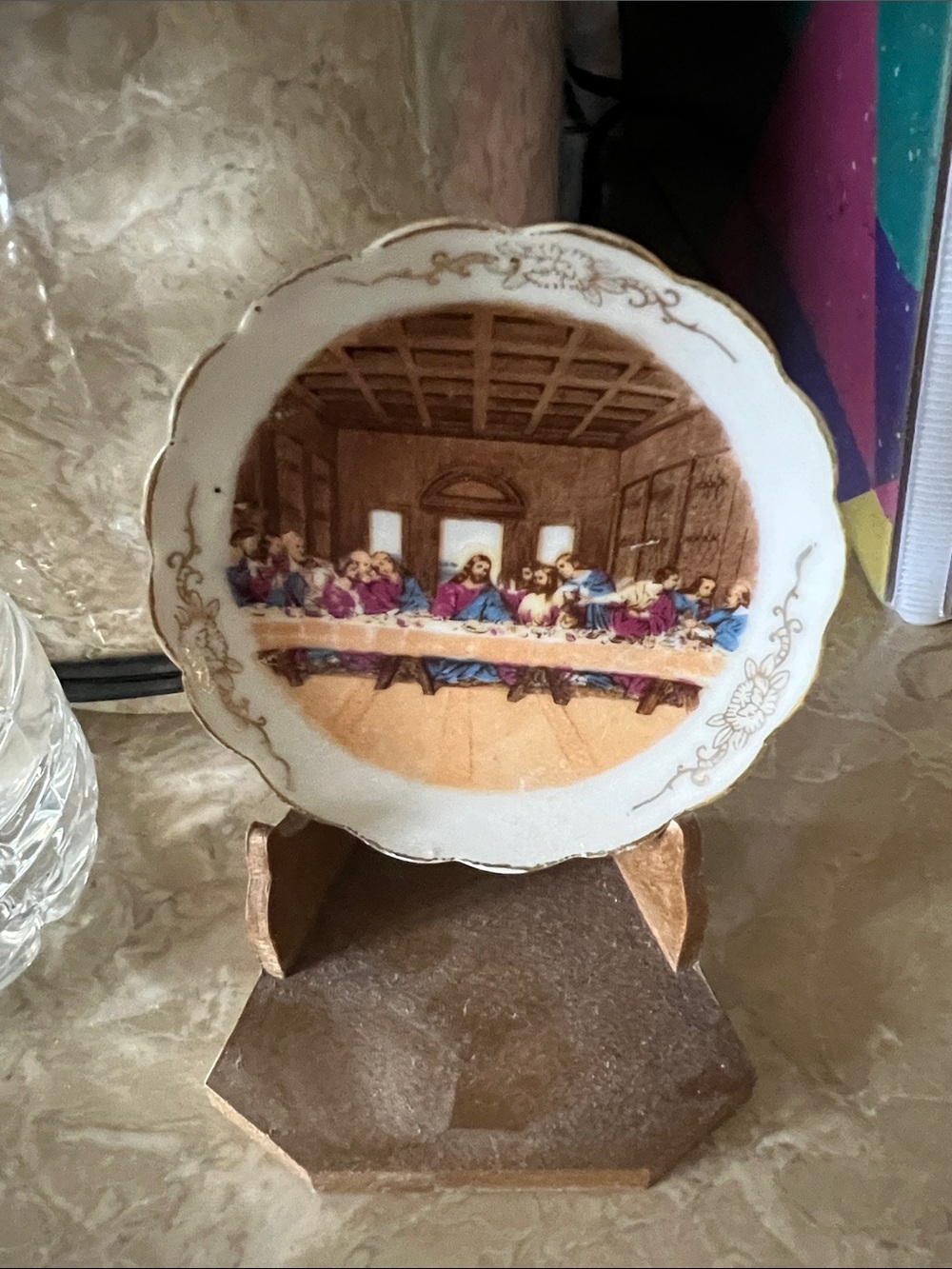 White Decorative Porcelain Plate with The Last Supper Scene